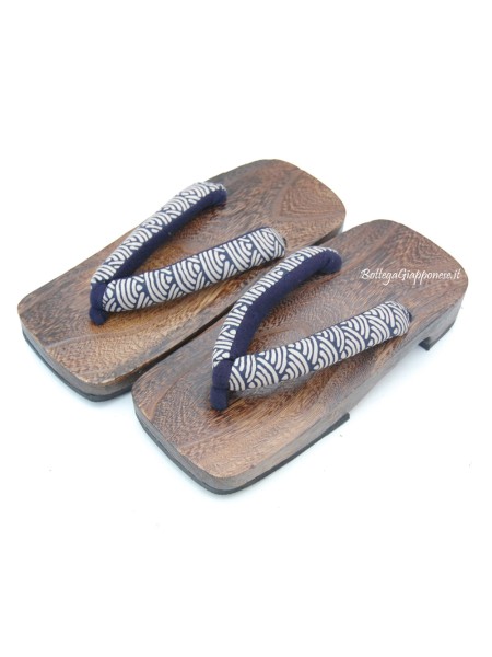 Yukio flip flop wooden geta