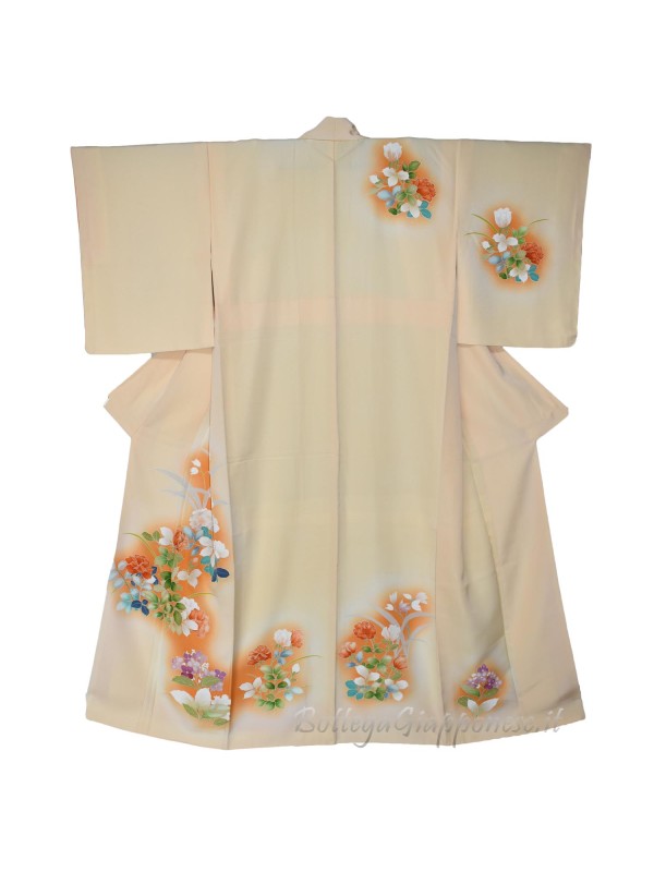 Houmongi kimono silk damask stitches