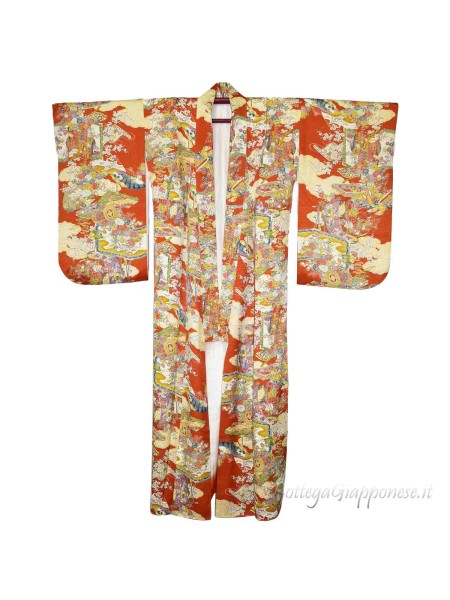 Komon red kimono with wide sleeves