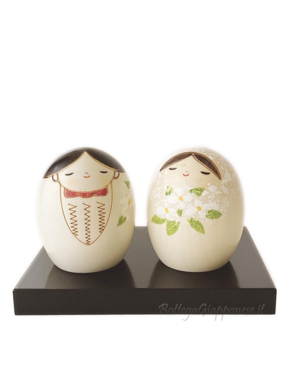 Kokeshi happy marriage couple