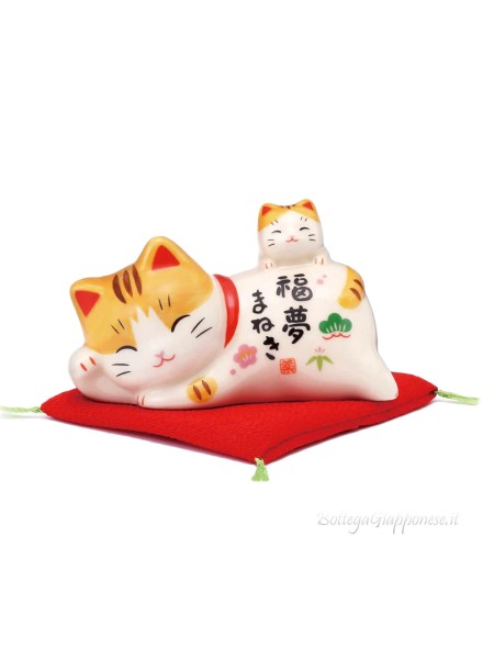 Maneki Neko fukuyume lucky dreams